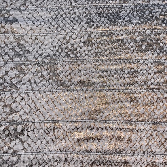 NWT Neutral Snake Skin Print Metalic Bodycon Skirt - Picture 3 of 13